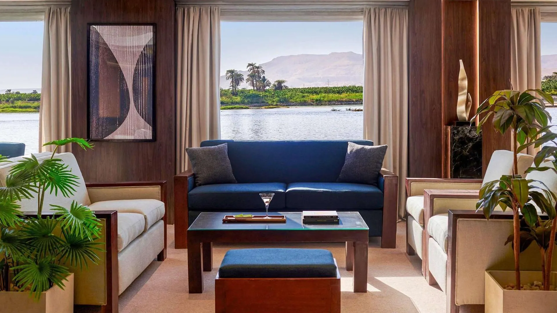 Moevenpick Royal Lily Nile Cruise, Every Monday Four Nights From Luxor, Every Friday Three Nights From Aswan - Including Excursions & Sightseeing Отель Луксор
